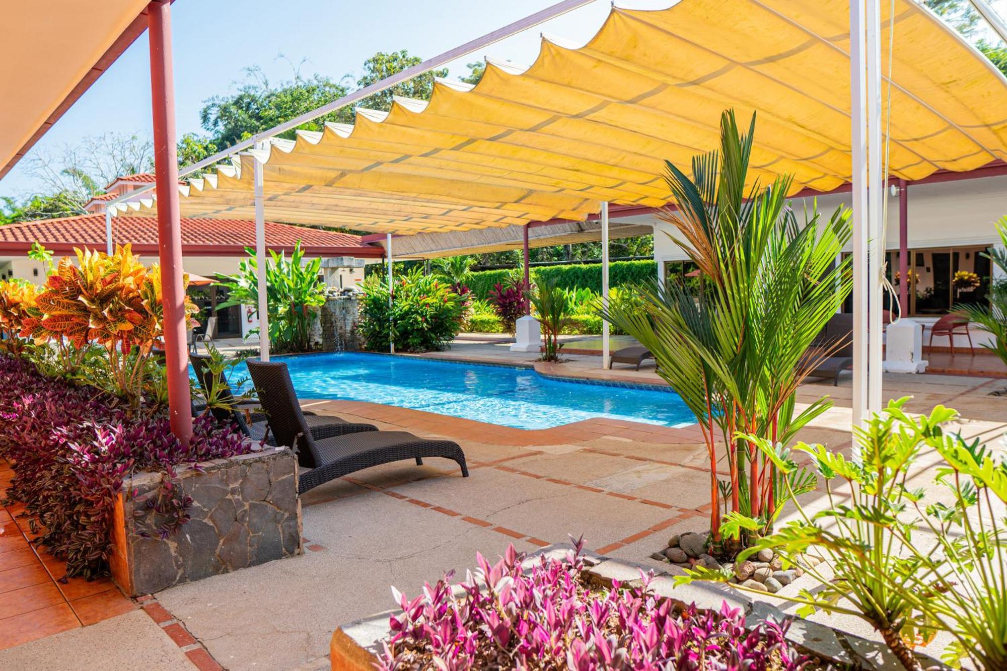 Hotel Costa Pacifica Esterillos Bagian luar foto